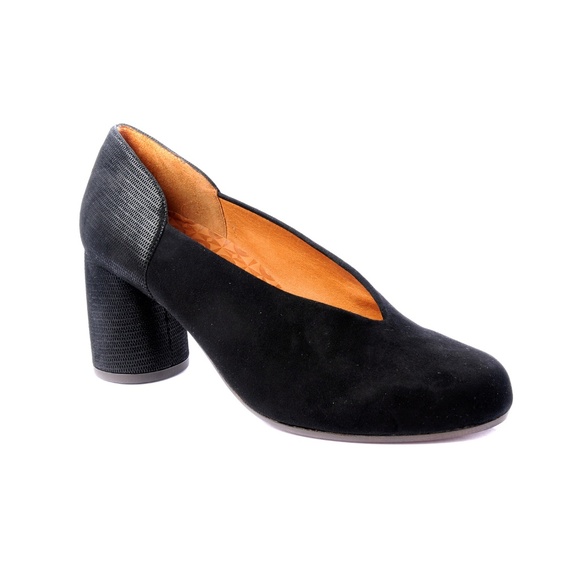 COPY - Chie Mihara Modern Black Suede slip on - Picture 2 of 5